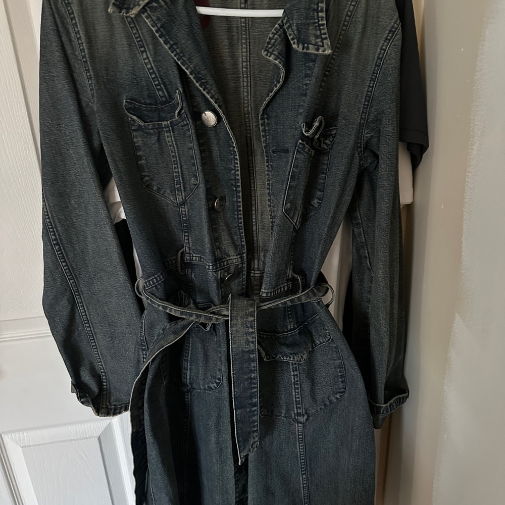 Denim coat  long size L by Guess
